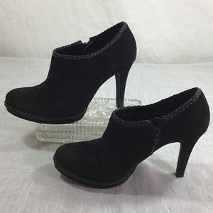 Antonio Melani Dante Black Suede Booties